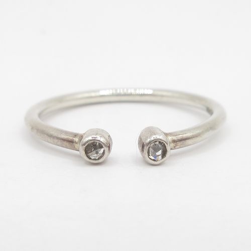 Rose Cut Diamond Silver Toi Et Mois Ring