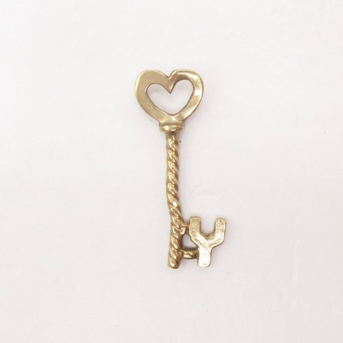 Twisted Heart Key Charm Letter Y