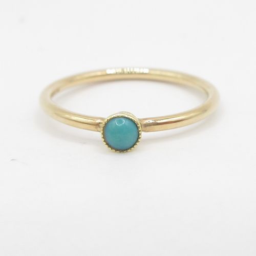 Cabochon Turquoise Solitaire Yellow Gold Ring