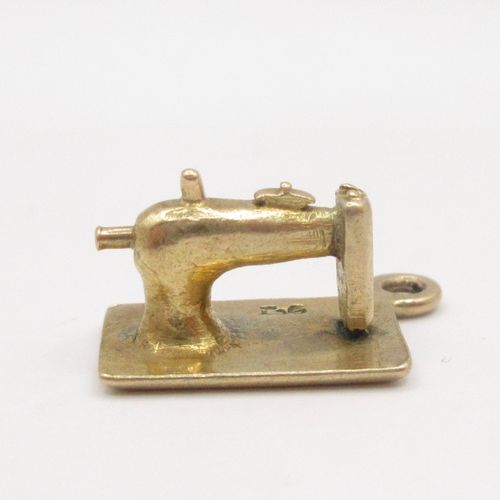British Vintage Gold Sewing Machine Charm