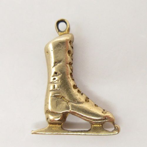 British Vintage Ice Skate Gold Charm